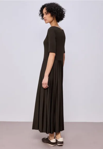 A1448241727636_4063049273725_3_m