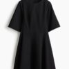 H & M - Getailleerde jurk van twill - Zwart