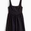 H & M - Jurk met uitlopende rok - Zwart