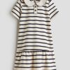 H & M - Tricot jurk met picotrandjes - Roomwit/Gestreept