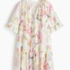 H & M - Tuniekjurk met strikbandjes - Roomwit/Bloemen