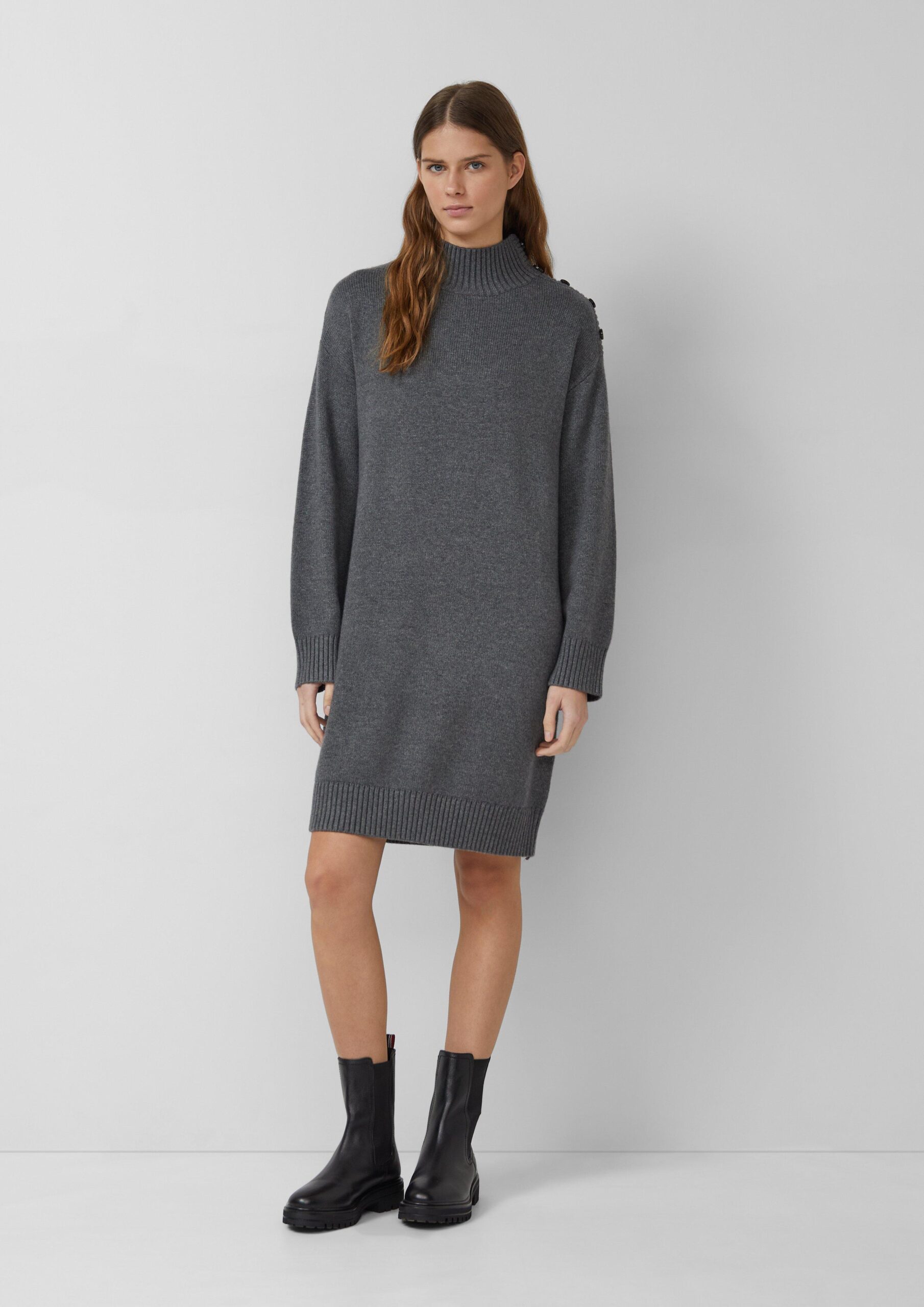 217166497W3_front