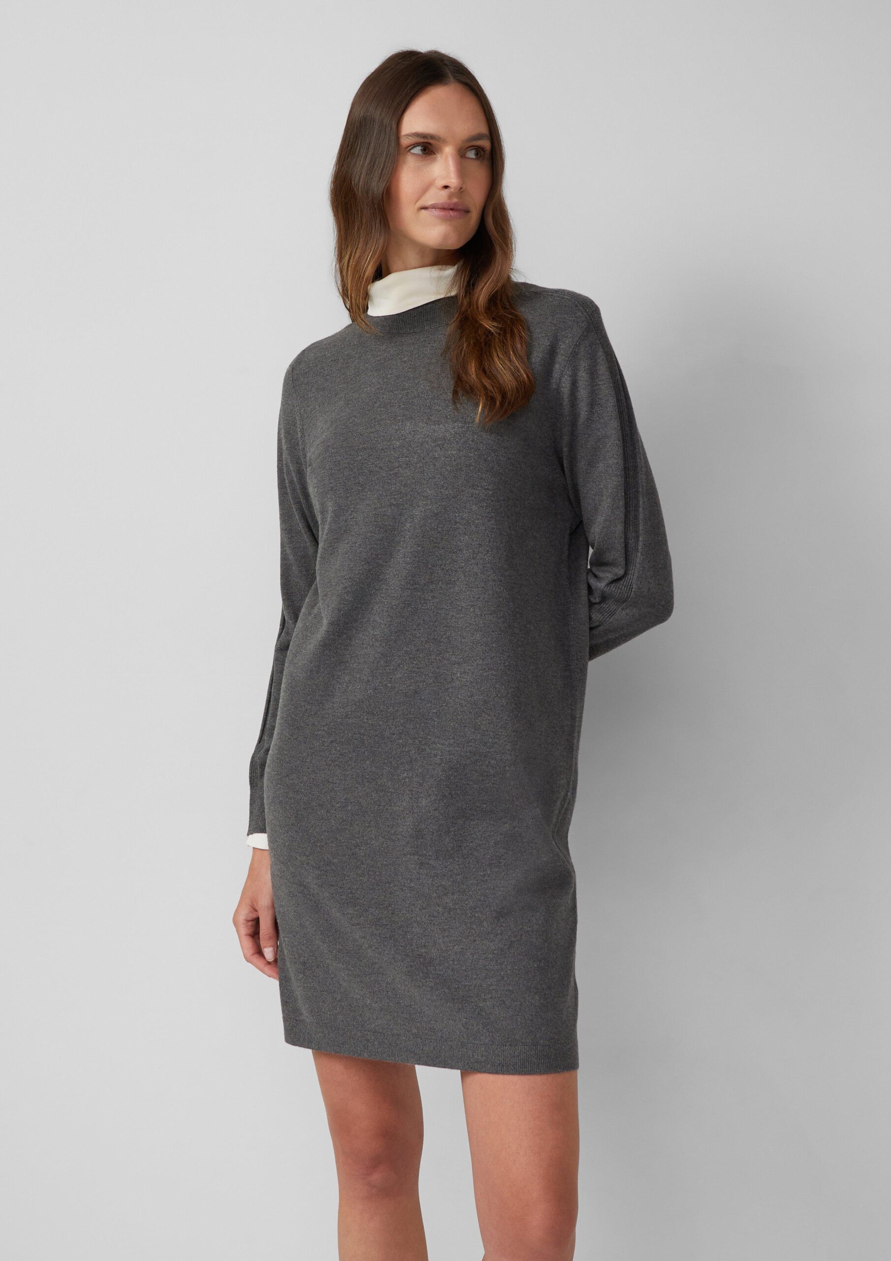 217736797W3_front