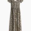 H & M - Gesmokte off-the-shoulderjurk - Zwart/Bloemen