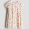 H & M - Jurk van chiffon - Lichtbeige/Hartjes