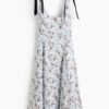H & M - Jurk met uitlopende rok en strikbanden - Lichtblauw/Bloemen