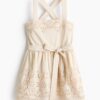 H & M - Jurk met broderie anglaise - Lichtbeige