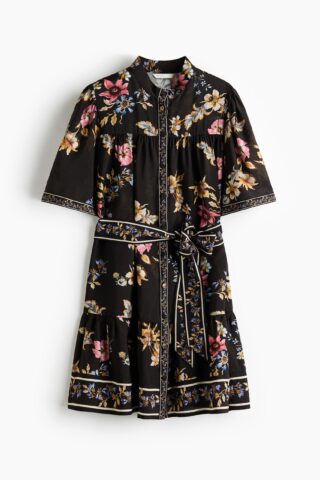 H & M - Doorknoopjurk met strikceintuur - Zwart/Bloemen