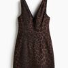 H & M - Getailleerde jurk met V-hals - Bruin/Luipaarddessin