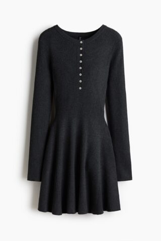 H & M - Ribgebreide jurk met uitlopende rok - Donkergrijs