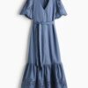 H & M - Lange jurk met broderie anglaise - Dusty Blauw