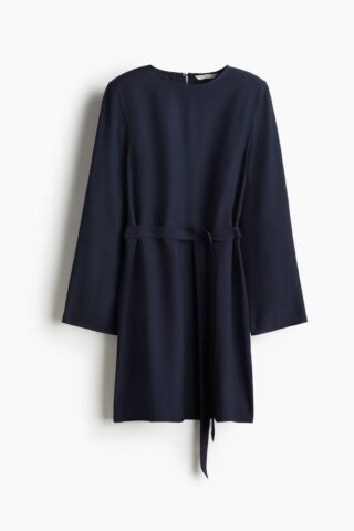 H & M - Jurk met strikceintuur - Marineblauw