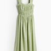 H & M - Jurk met smokwerk - Lichtgroen
