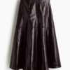 H & M - Cirkelrok met coating - Donker Pruimenpaars
