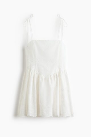 H & M - Jurk met borduursel en uitlopende rok - Wit