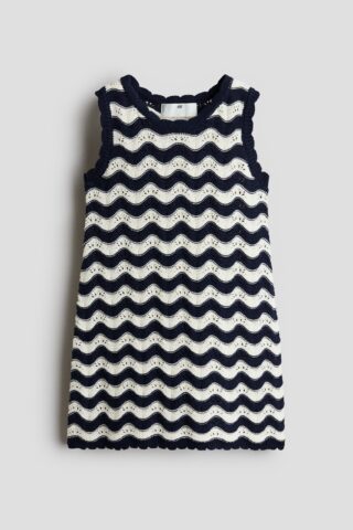 H & M - Ajourgebreide jurk met applicatie - Marineblauw/Gestreept