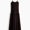 H & M - Strappy jurk met gesmokt lijfje - Donkerbruin