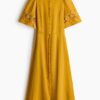 H & M - Crinkle-jurk met broderie anglaise - Donkergeel