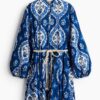 H & M - Jurk met macraméceintuur - Helderblauw/Dessin
