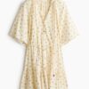 H & M - Overhemdjurk met strikceintuur - Lichtbeige/Citroenen