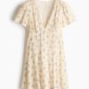 H & M - Viscose jurk met uitlopende rok - Lichtgeel/Bloemen
