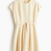 H & M - Jurk met strikceintuur - Lichtgeel