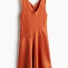 H & M - Uitlopende satijnen jurk - Oranje