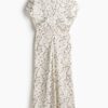 H & M - Getailleerde jurk - Wit/Bloemen