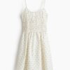 H & M - Katoenen jurk met strikbandjes - Roomwit/Bloemen