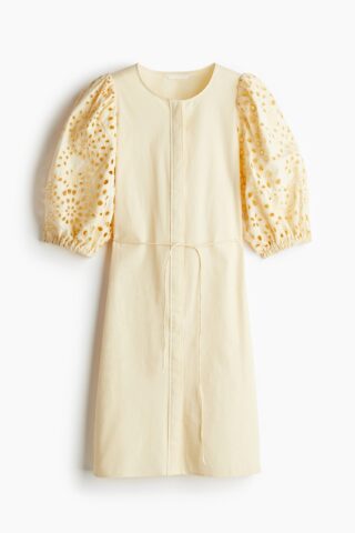 H & M - Jurk met broderie anglaise - Bleekgeel