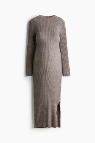 H & M - MAMA Ribgebreide jurk met turtleneck - Beige Gemêleerd