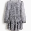 H & M - Jurk met volant - Roomwit/Bloemen