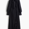 H & M - Overhemdjurk met strikkraag - Marineblauw