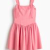 H & M - Uitlopende jurk met strikbandjes - Roze
