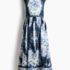 H & M - MAMA Uitlopende voedingsjurk - Marineblauw/Bloemen