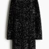 H & M - MAMA Deep-backjurk met pailletten - Zwart