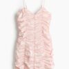H & M - Ingerimpelde satijnen jurk - Poederroze