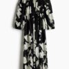 H & M - Off-the-shoulderjurk met smokwerk - Zwart/Witte Bloemen