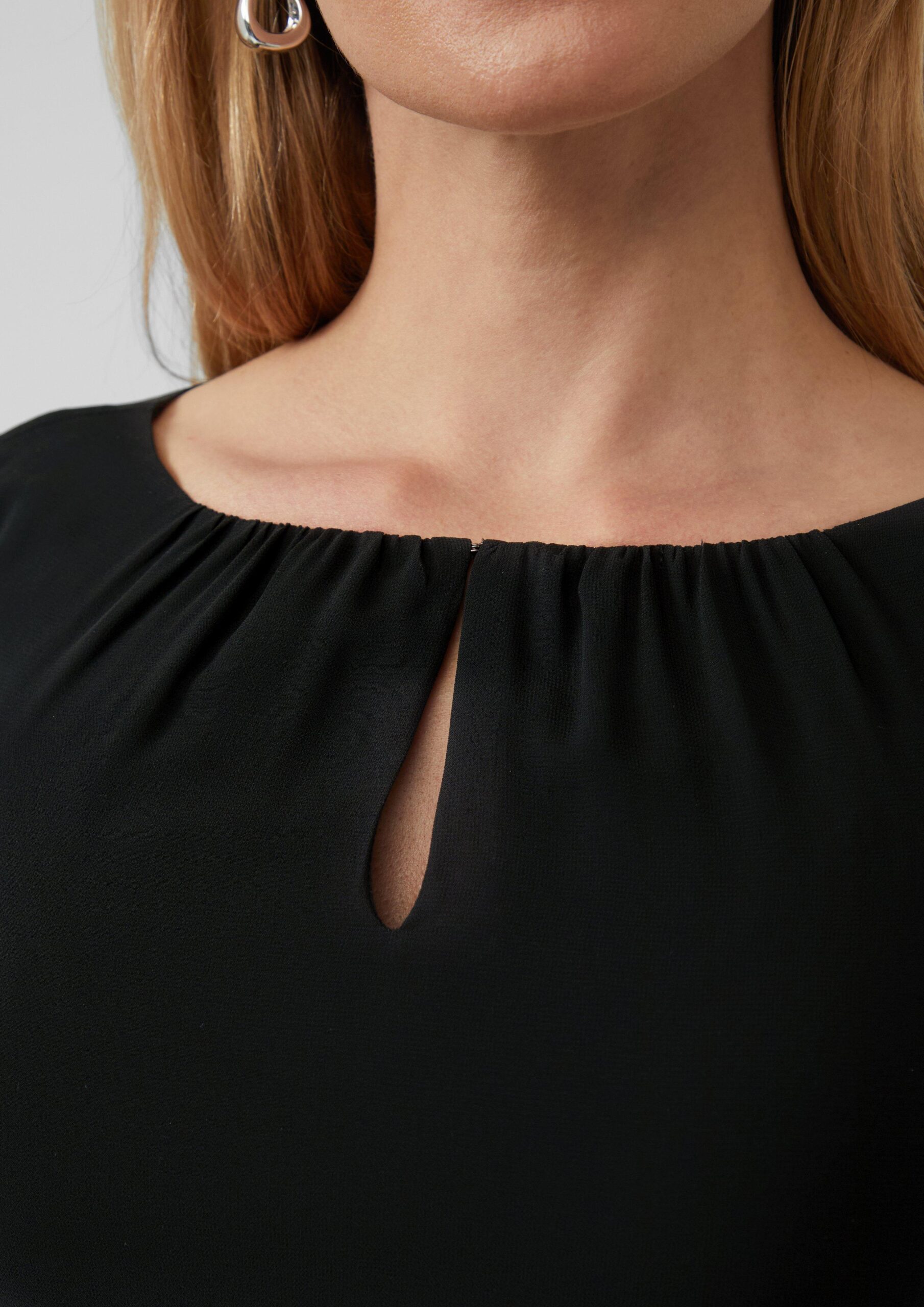 Chiffon midi-jurk met korte mouwen en ondoorzichtige voering - Afbeelding 2