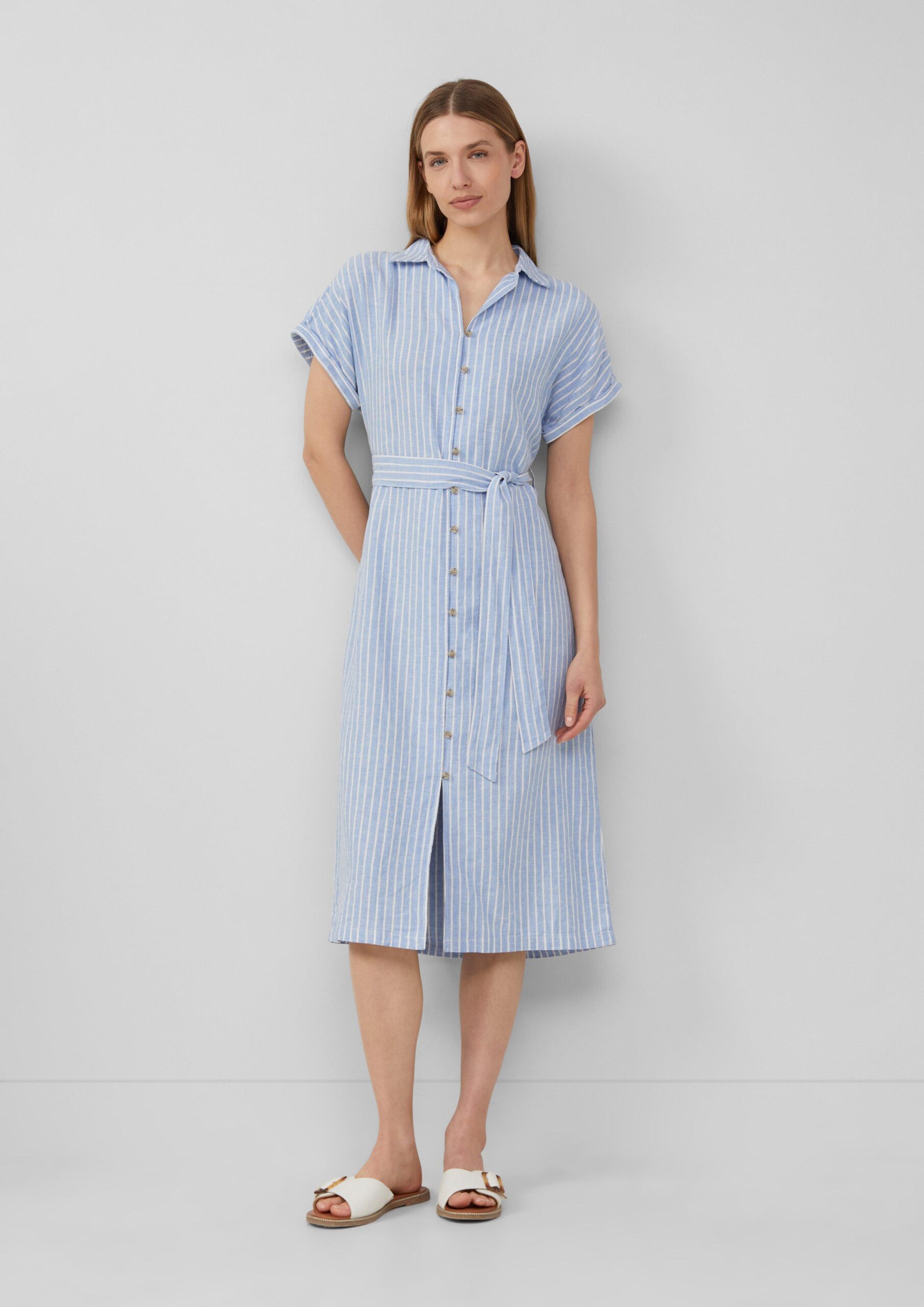 Gestreepte midi-jurk in een relaxed fit van een linnenmix