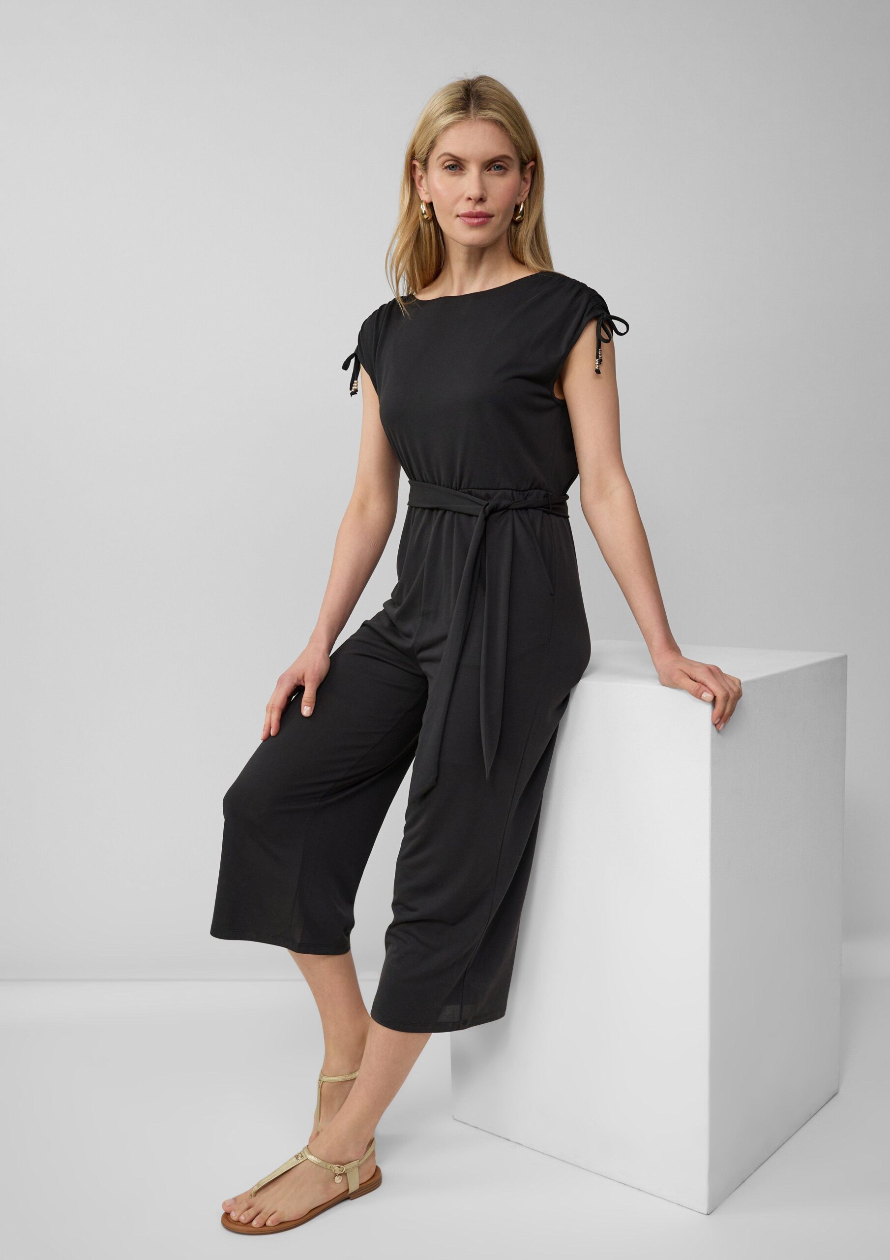 Modal mix jumpsuit met boothals