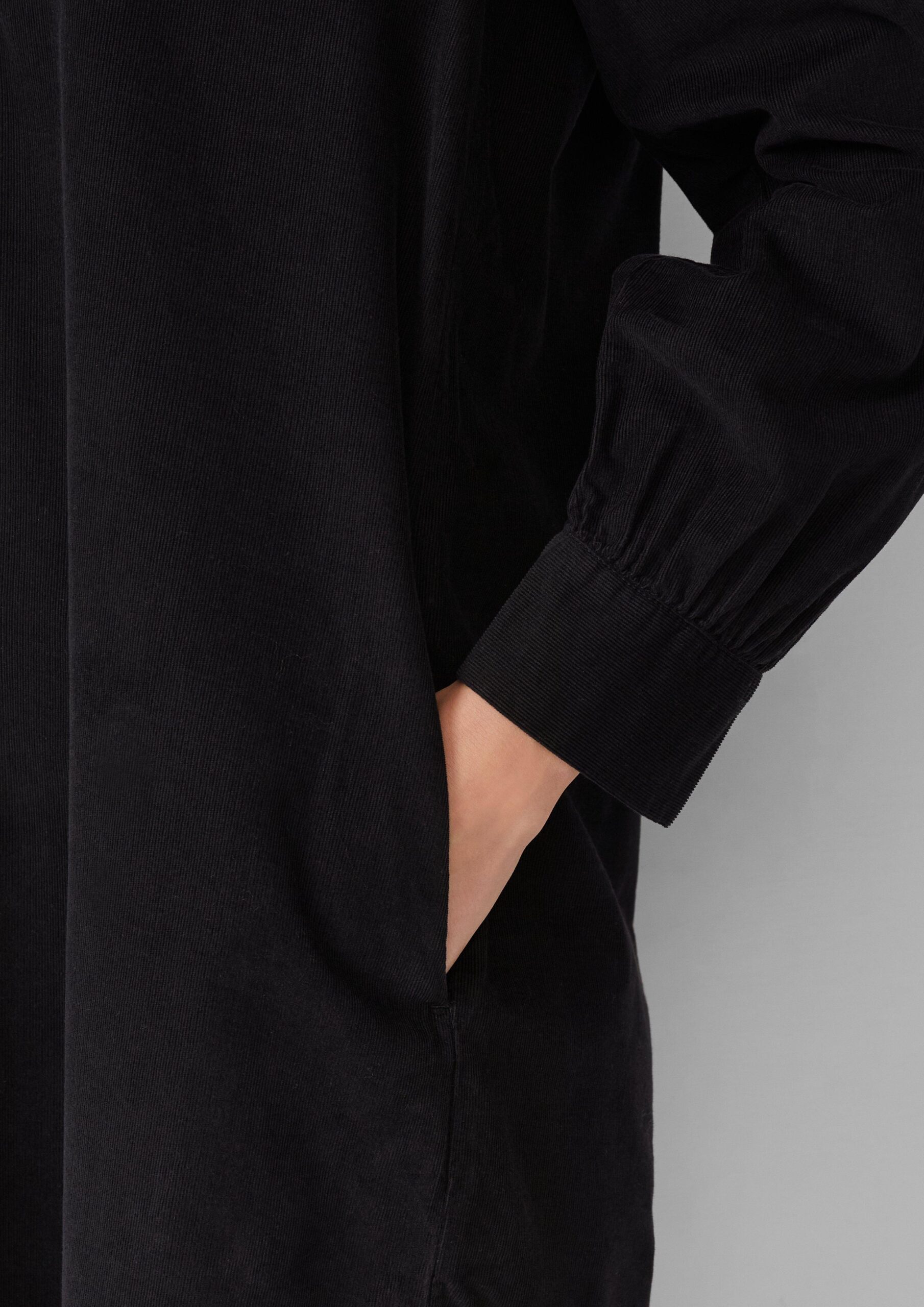 Fijne corduroy jurk met zijsplitzakken - Afbeelding 2