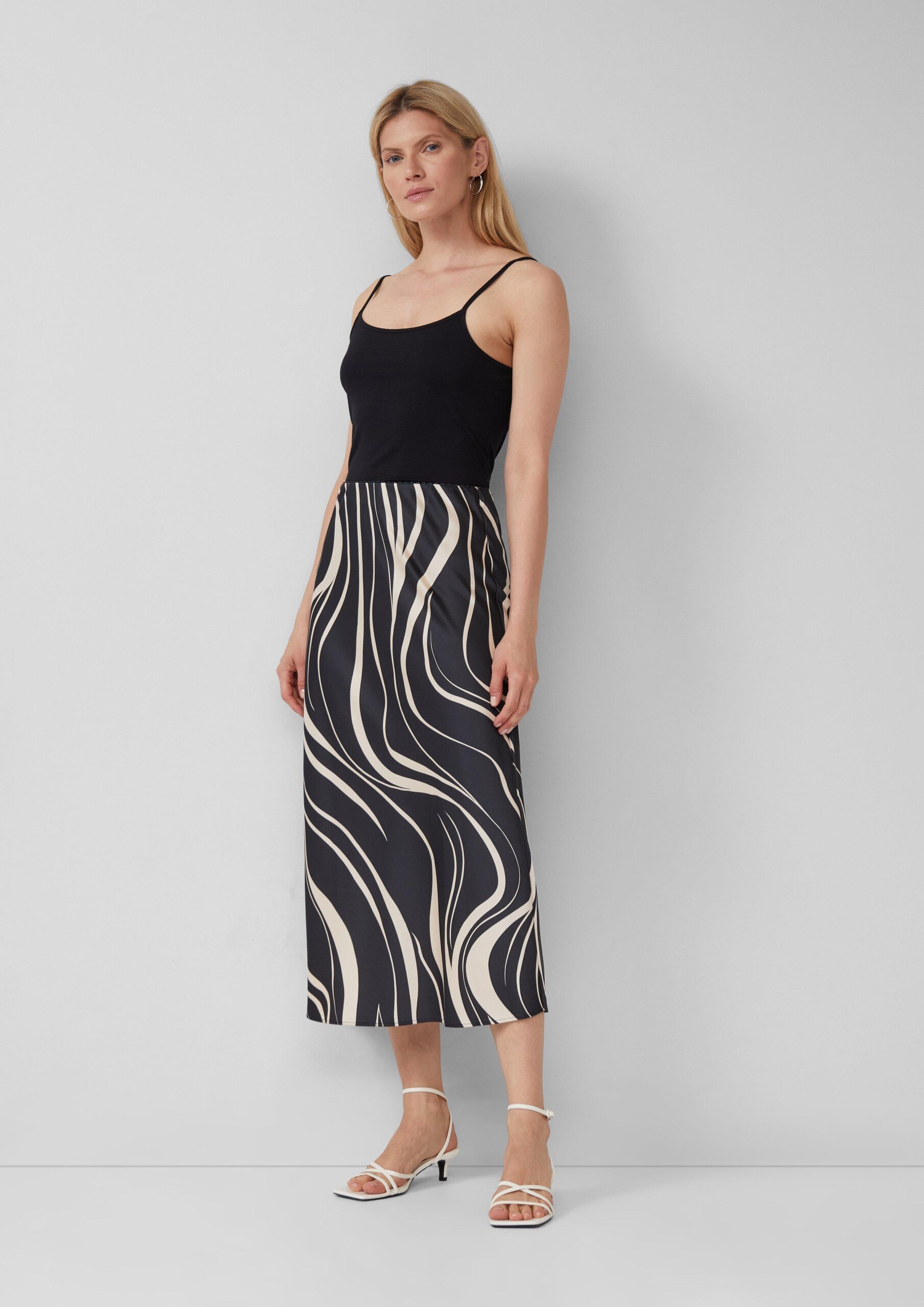 Satijnen midirok met elastische tailleband en all-over print