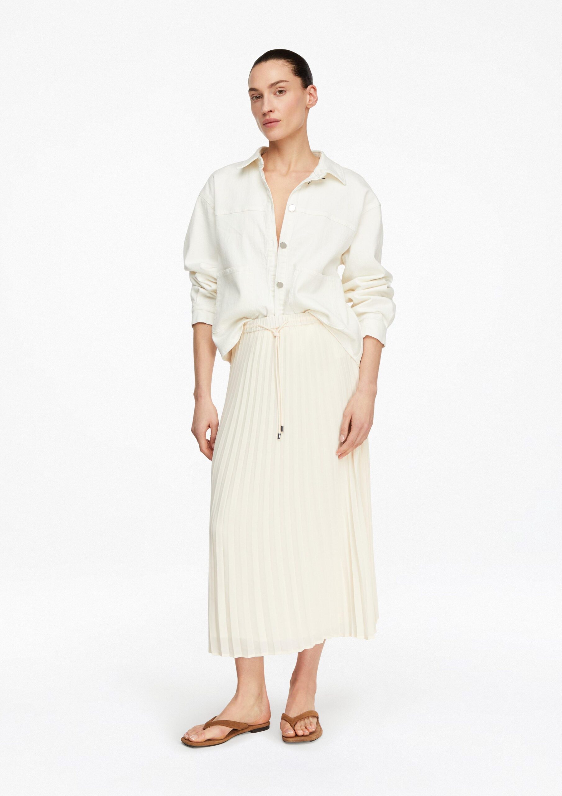 Geplooide midirok van chiffon