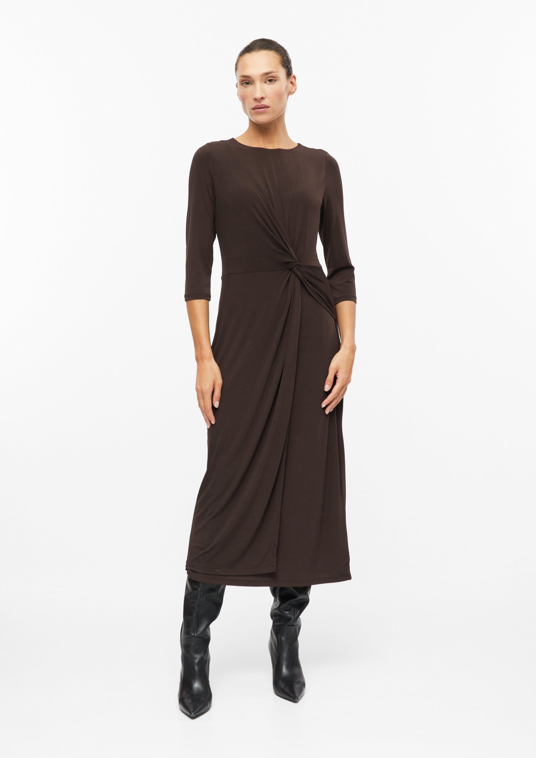 Jurk met wikkel-look en knoopdetail