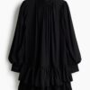 H & M - Jurk met volants en ballonmouwen - Zwart