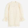 H & M - Jurk met broderie anglaise - Roomwit