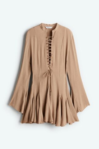 H & M - Uitlopende jurk met rijgsluiting - Beige