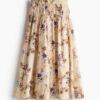 H & M - Rok met gesmokte taille - Lichtbeige/Bloemen