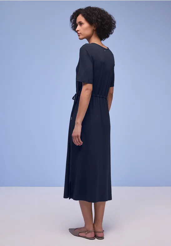 Midi-jurk met overslagdetail